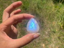 Charger l&#39;image dans la galerie, VENDU Labradorite blanche d&#39;Afrique 29
