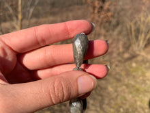 Charger l&#39;image dans la galerie, Perles en labradorite, forme goutte facettées 12 x 26mm
