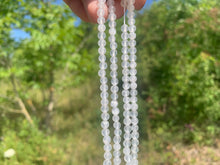 Charger l&#39;image dans la galerie, Perles en calcite translucide entre 4 et 12mm
