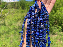 Charger l&#39;image dans la galerie, Perles en lapis-lazuli, forme chips
