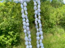 Charger l&#39;image dans la galerie, Perles en agate blue lace, forme petit galet
