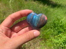 Charger l&#39;image dans la galerie, VENDU Coeur labradorite 28
