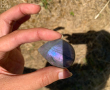 Charger l&#39;image dans la galerie, VENDU Labradorite 97
