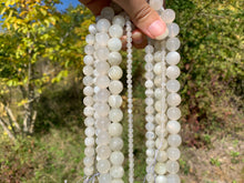 Charger l&#39;image dans la galerie, Perles en pierre de lune blanche entre 4 et 12mm PLBU
