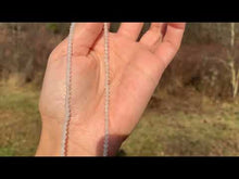 Charger et lire la vidéo dans la visionneuse de la Galerie, Perles en pierre de lune blanche facettées entre 2 et 4,5mm
