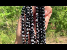 Charger et lire la vidéo dans la visionneuse de la Galerie, Perles en gabbro entre 6 et 10mm
