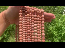 Charger et lire la vidéo dans la visionneuse de la Galerie, Perles en microcline entre 6 et 10mm
