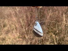 Charger et lire la vidéo dans la visionneuse de la Galerie, Bélière fleur de lys avec strass (argentée, dorée)
