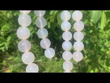 Charger et lire la vidéo dans la visionneuse de la Galerie, Perles en agate blanche entre 2 et 14mm
