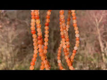 Charger et lire la vidéo dans la visionneuse de la Galerie, Perles en aventurine orange entre 4 et 12mm
