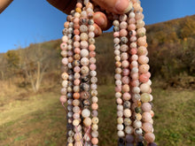 Charger l&#39;image dans la galerie, Perles en opale commune rose entre 4 et 10mm ORU
