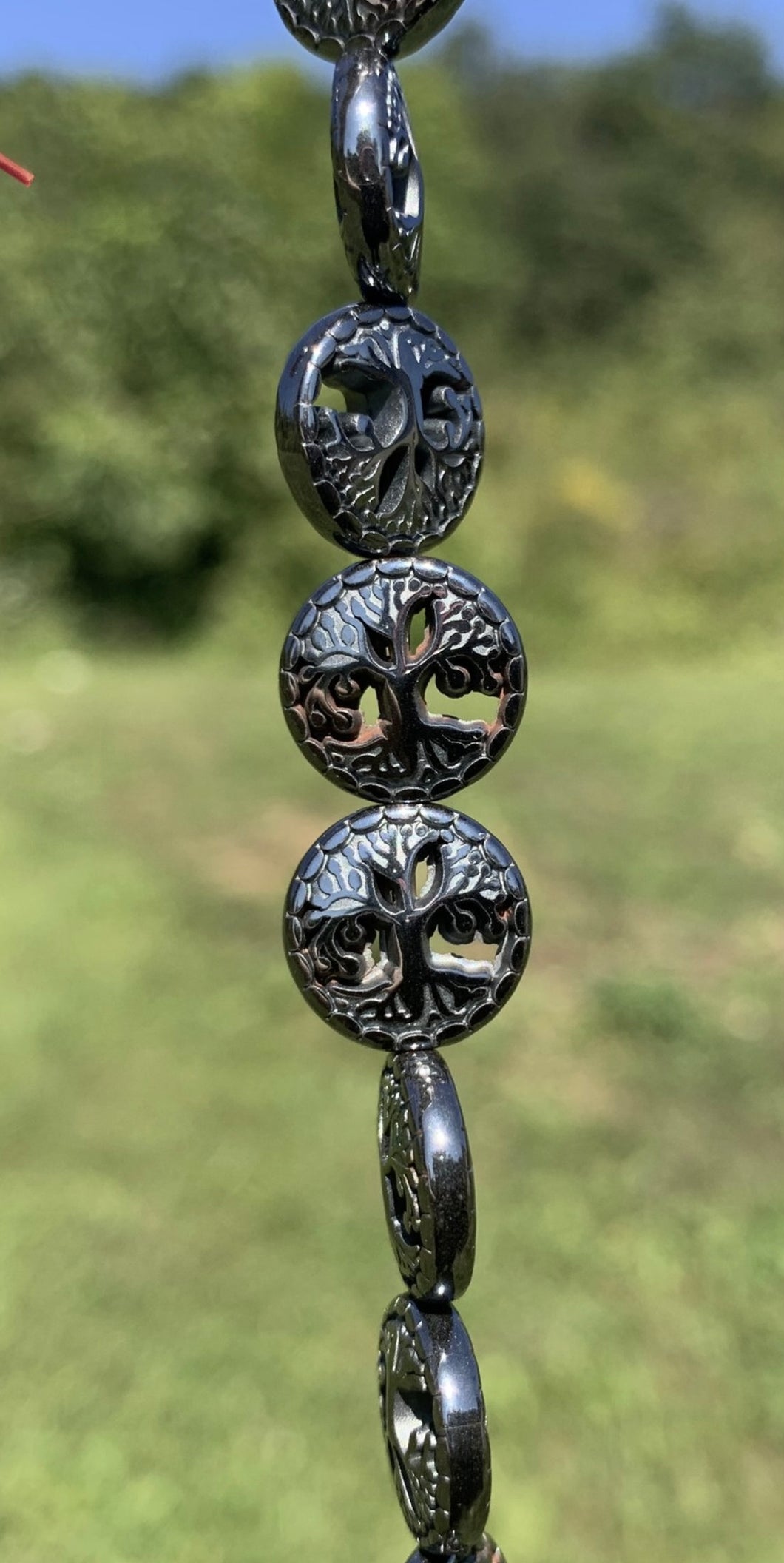 Perles en hématite, forme arbre de vie ajouré