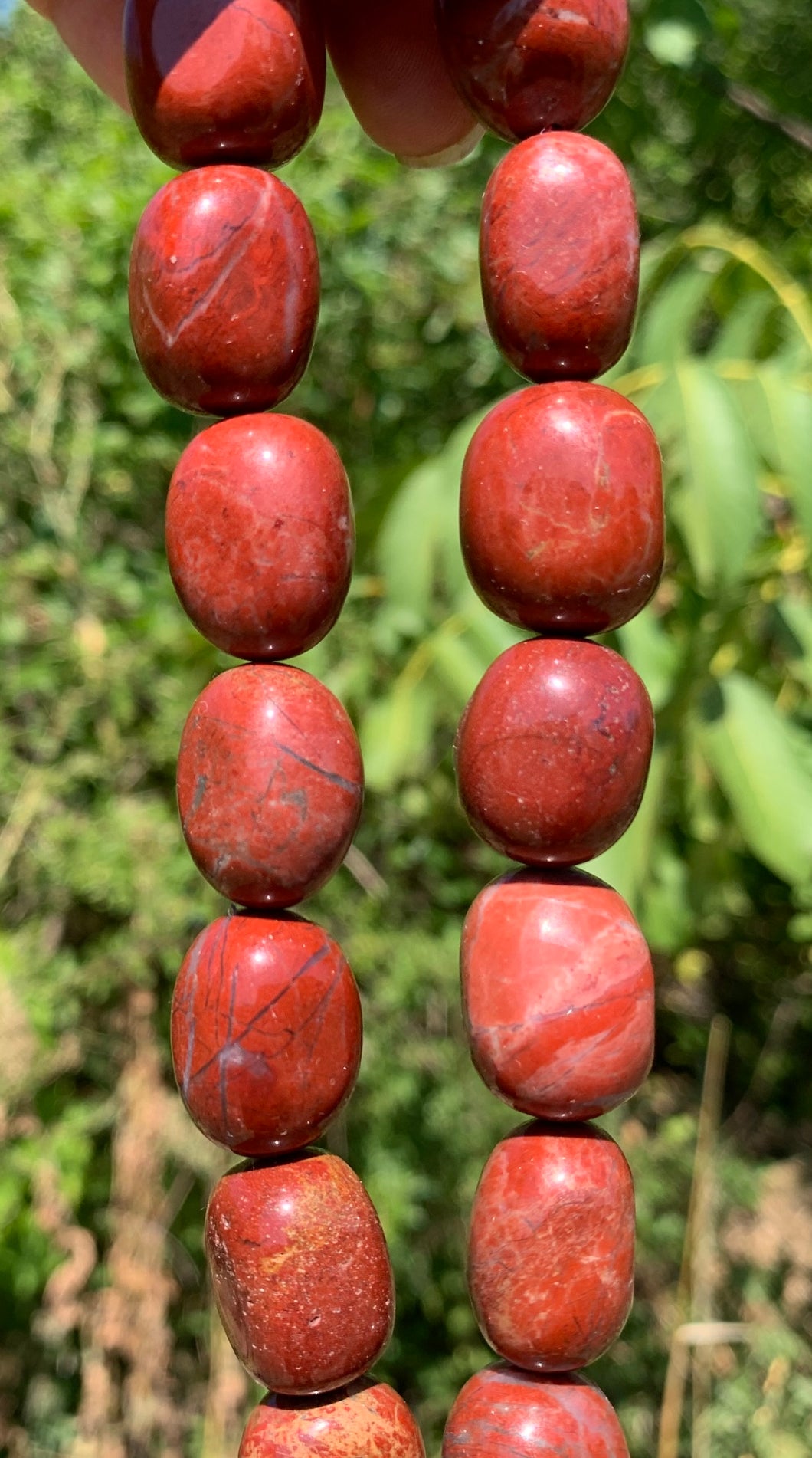 Perles en jaspe rouge, galet de taille moyenne