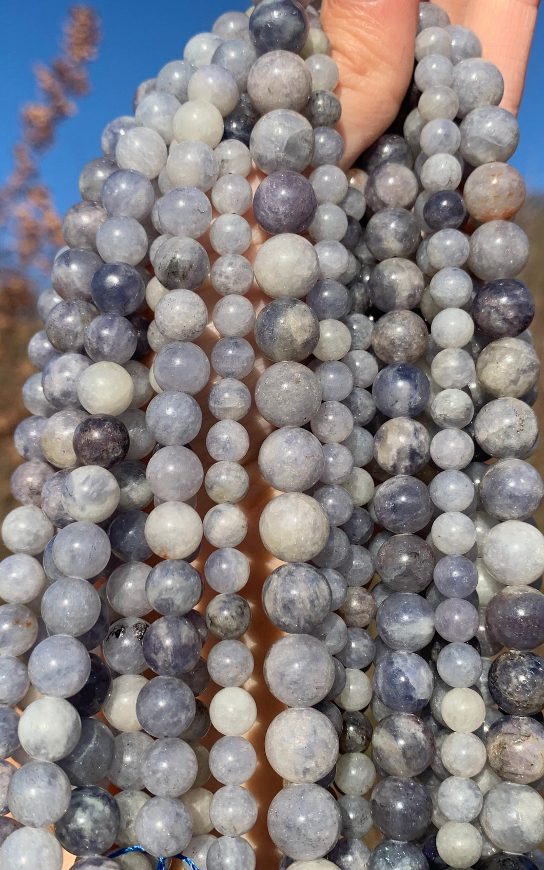 Perles en iolite entre 6 et 10mm IU