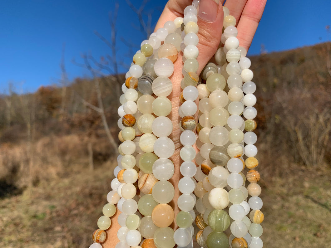 Perles en aragonite entre 4 et 12mm