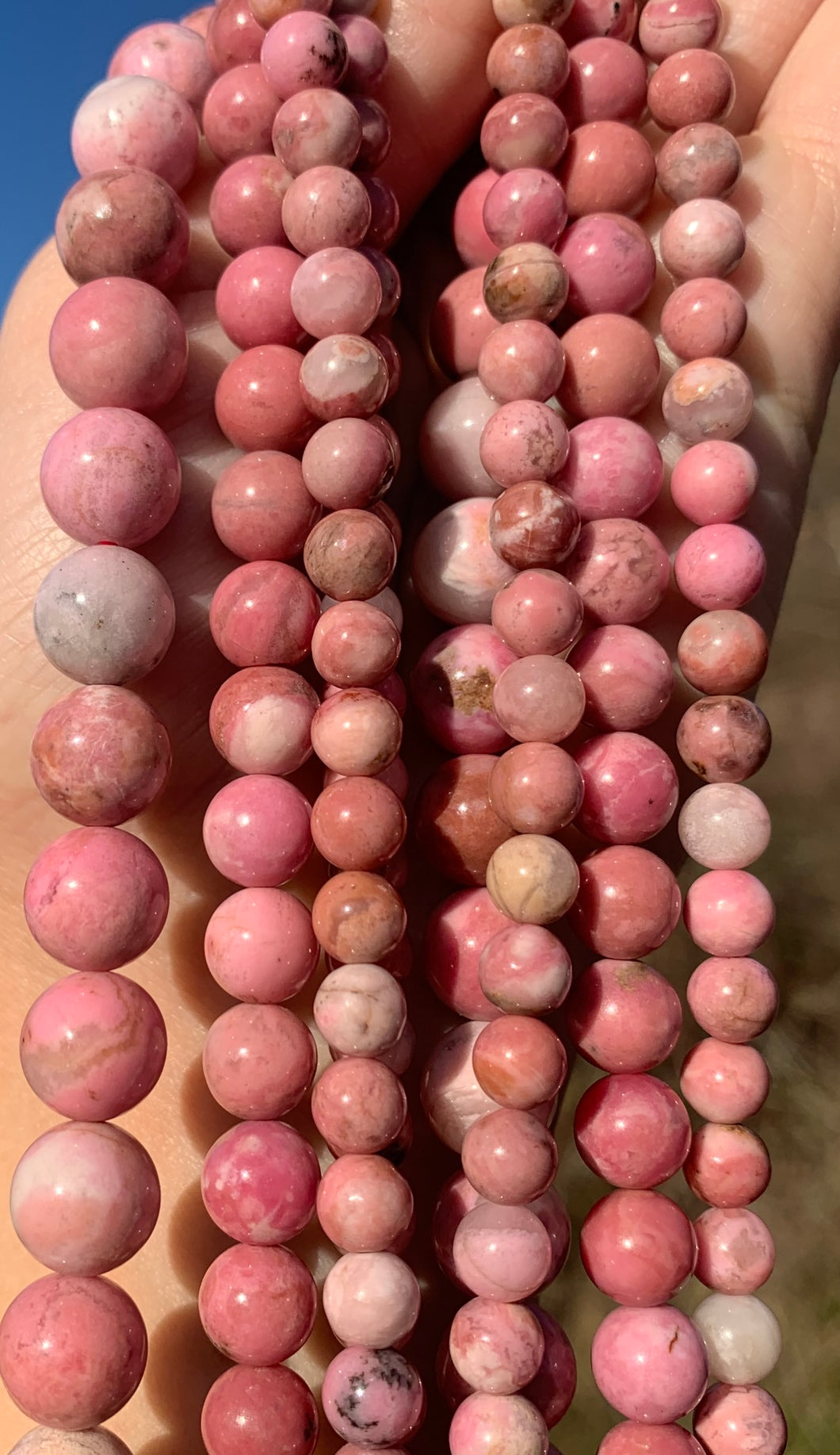 Perles en jaspe rose entre 6 et 10mm