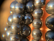 Charger l&#39;image dans la galerie, Perles en hématite avec un aspect mate et polie entre 6 et 12mm
