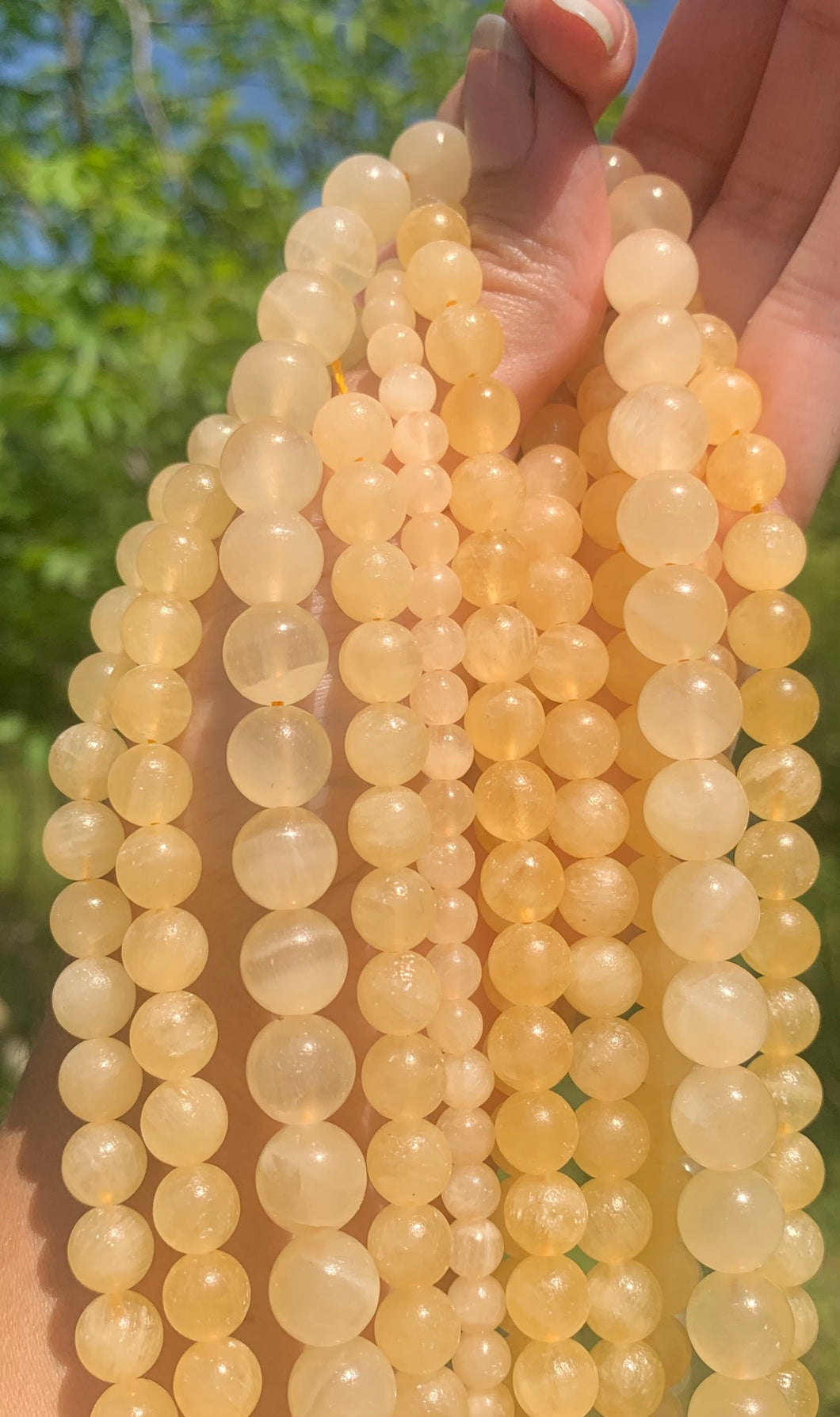 Perles en calcite jaune entre 6 et 10mm