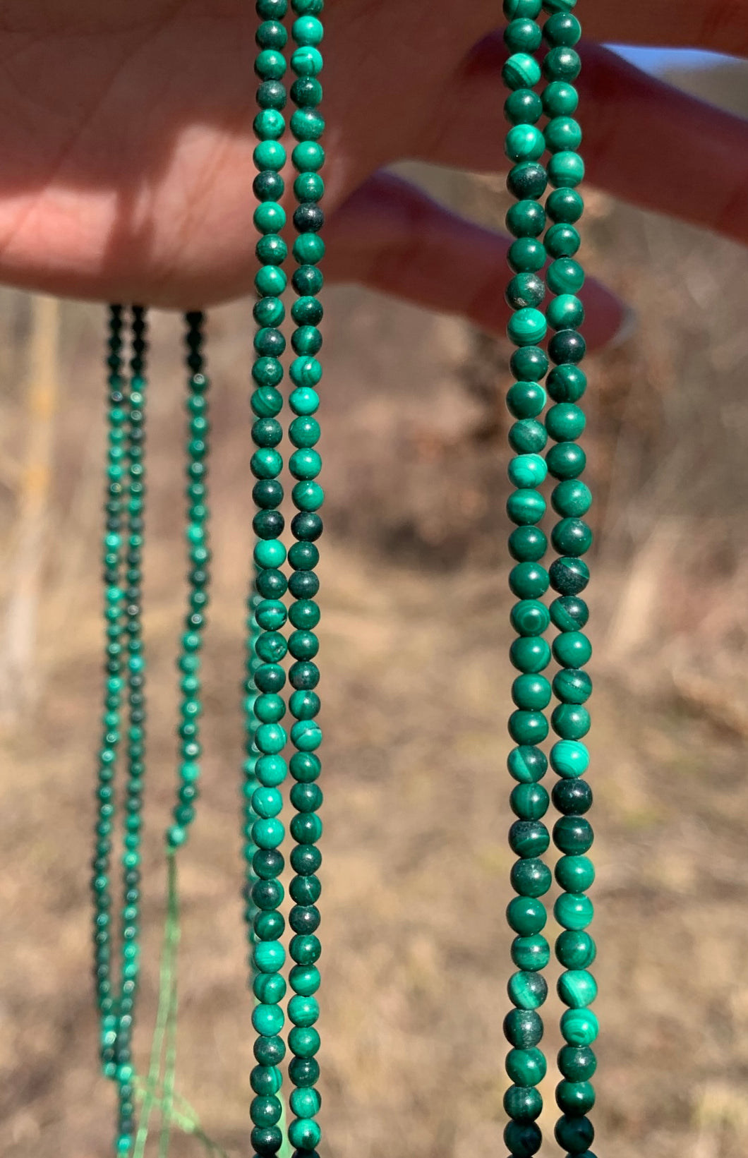 Perles en malachite entre 2 et 3,5mm