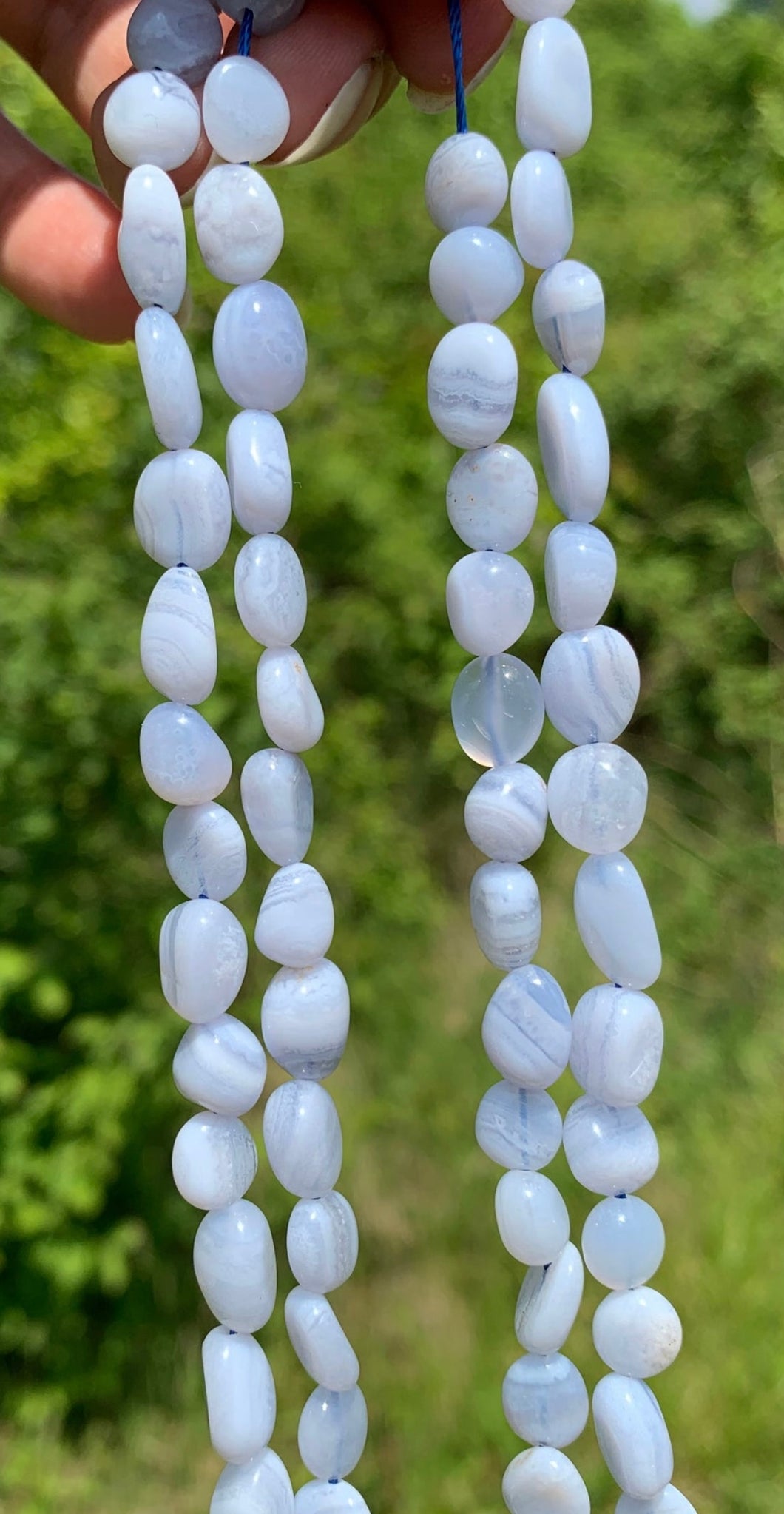 Perles en agate blue lace, forme petit galet